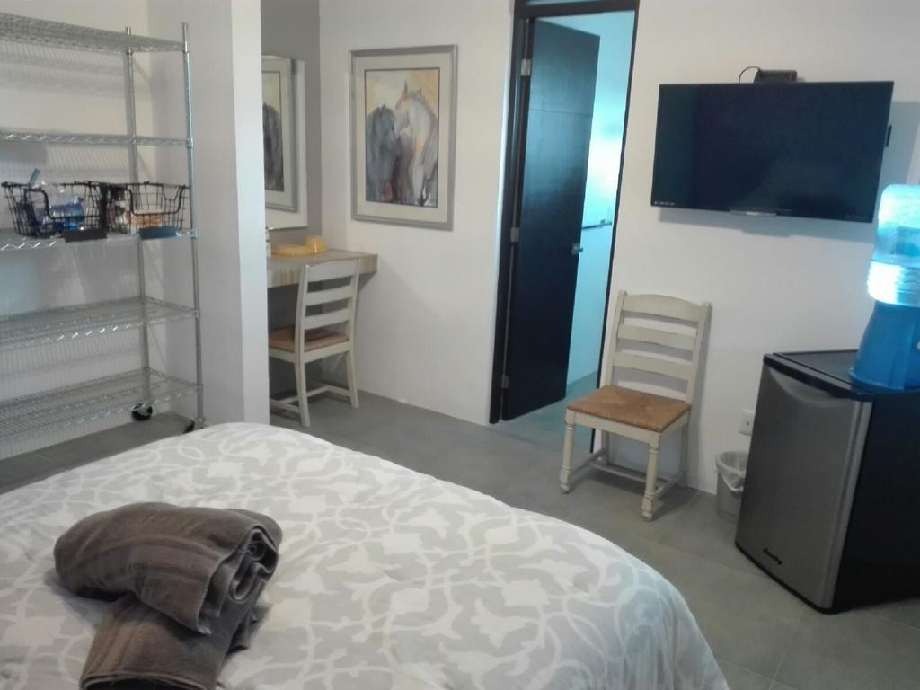 Hostal Urbano - Aeropuerto Alfredo V. Bonfil Екстериор снимка