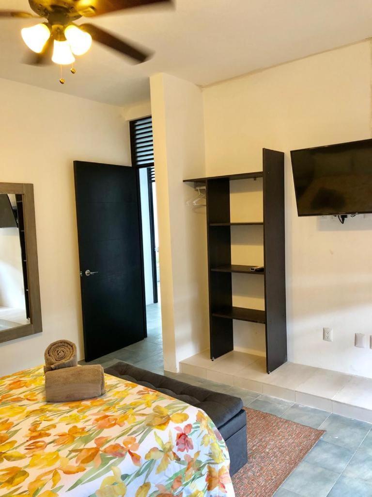 Hostal Urbano - Aeropuerto Alfredo V. Bonfil Екстериор снимка